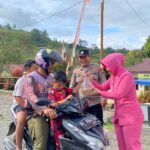 Berbagi Kebahagiaan Di Bulan Ramadhan, Polsek Bebesen Bagikan Takjil Kepada Warga dan Pengguna Jalan