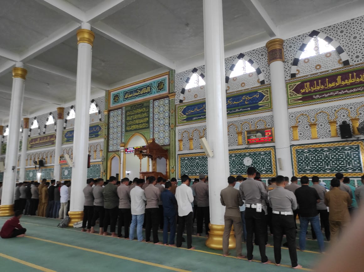 Polres Aceh Tengah Gelar Shalat Ghaib Dan Doa Untuk Personel yang Gugur dalam Tugas di Way Kanan