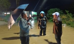 Tinjau Meluapnya Aek Haidupan Siwaluompu, Pemkab Taput Kejar Target Normalisasi Sungai!