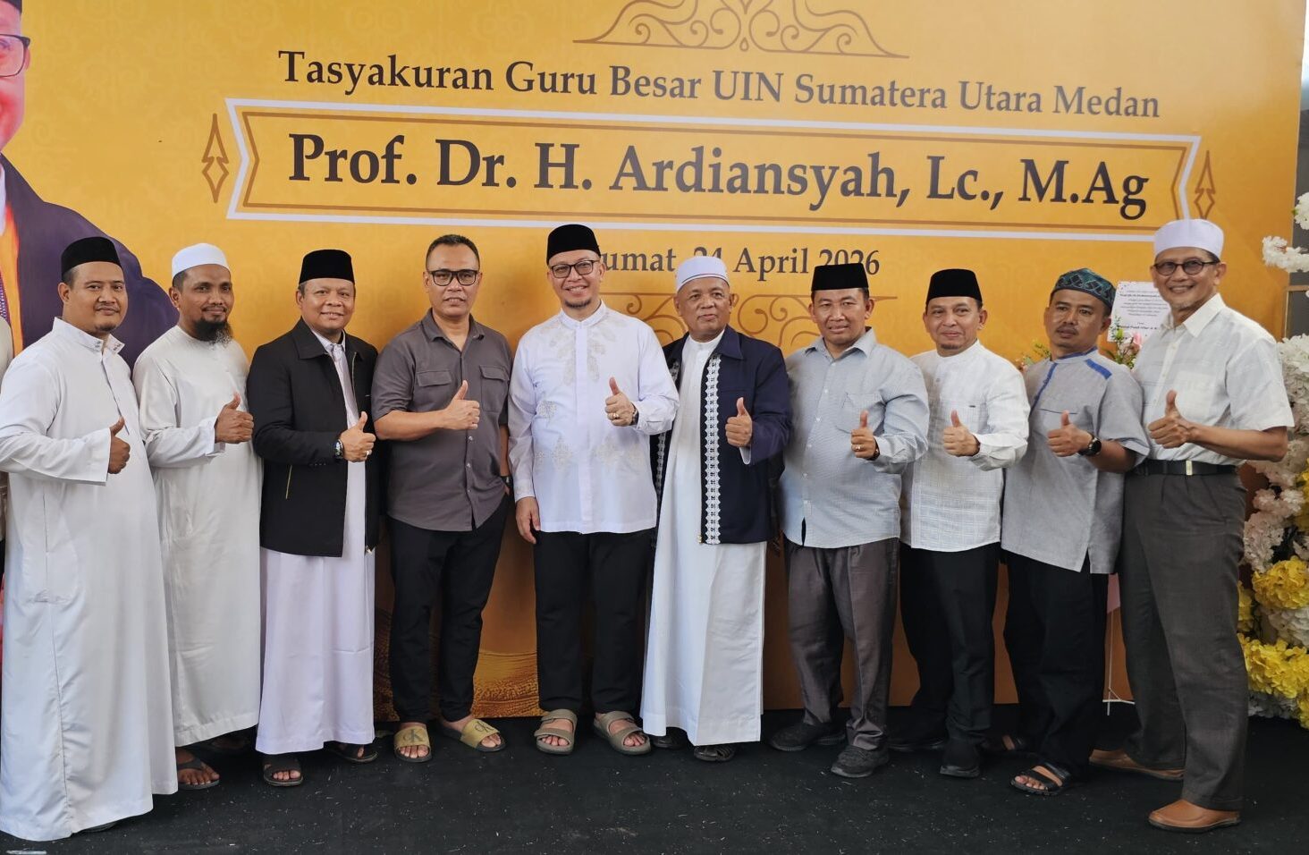 Jajaran KUA Medan Kota Hadiri Syukuran Guru Besar Prof Ardiansyah