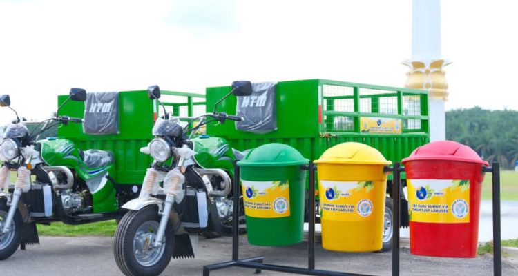 Bupati Fery Terima CSR Bank Sumut, Perkuat Pengelolaan Sampah Berbasis 3R di Labusel