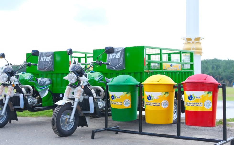 Bupati Fery Terima CSR Bank Sumut, Perkuat Pengelolaan Sampah Berbasis 3R di Labusel