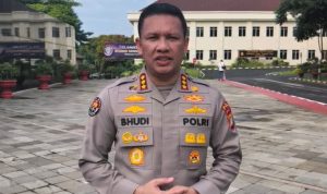 Dituduh Punya 750 Dapur MBG, Uya Kuya Lapor ke Polda Metro Jaya