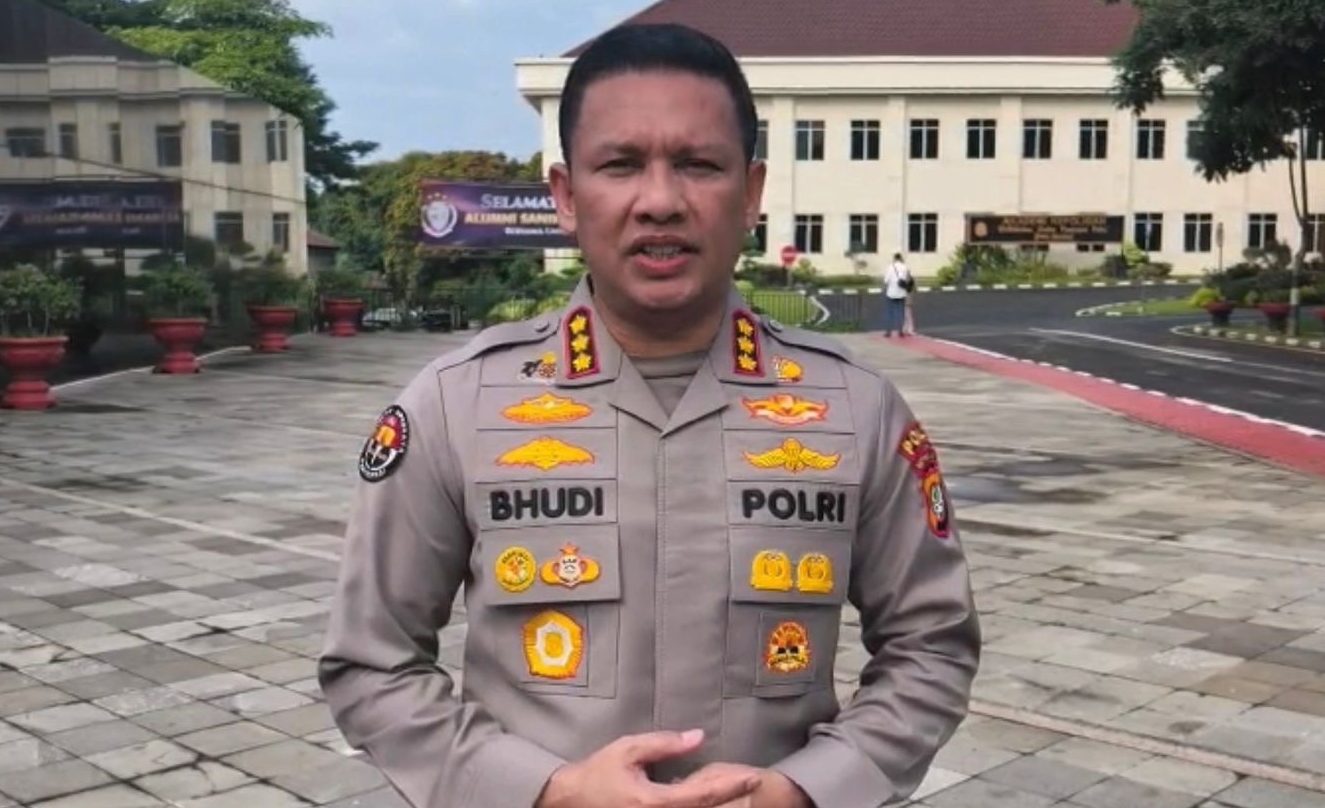 Dituduh Punya 750 Dapur MBG, Uya Kuya Lapor ke Polda Metro Jaya