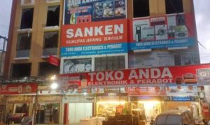 BISNIS HARAM DI BALIK TOKO PRABOT! Siang Jual Kursi, Malam Jadi Lokasi Dugem di Perdagangan: Miras dan Narkoba Disinyalir Bebas Beraks