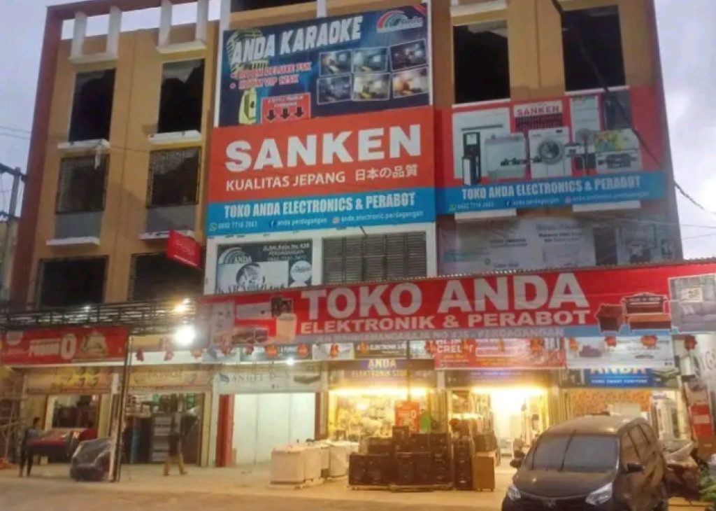 BISNIS HARAM DI BALIK TOKO PRABOT! Siang Jual Kursi, Malam Jadi Lokasi Dugem di Perdagangan: Miras dan Narkoba Disinyalir Bebas Beraks