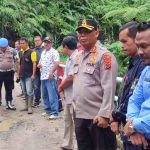 Kapolres Simalungun Resmikan Jembatan Merah Putih Presisi di Hatonduhan: "Mantap Bah, Jembatan Idaman Warga Akhirnya Kokoh!
