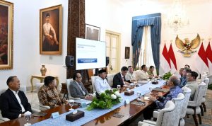 Badai Krisis Global Mengancam! Istana Pasang Kuda-Kuda Jaga Rupiah, Kebijakan DHE Dikunci Mati Bersama Pakar Ekonomi
