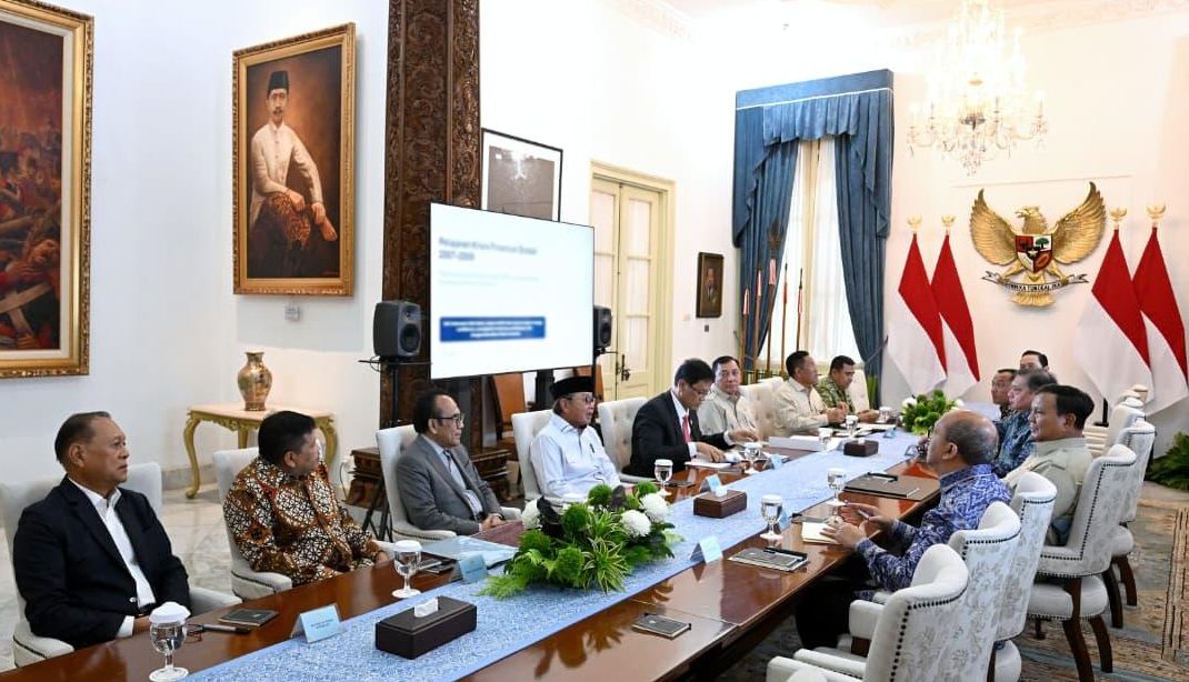 Badai Krisis Global Mengancam! Istana Pasang Kuda-Kuda Jaga Rupiah, Kebijakan DHE Dikunci Mati Bersama Pakar Ekonomi